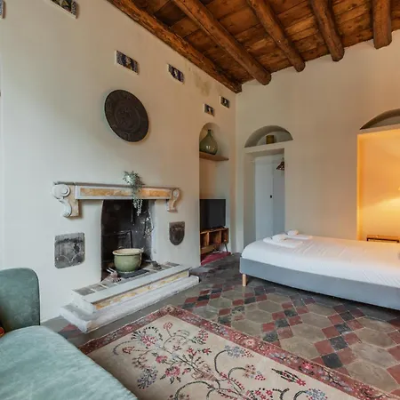 Porta Garibaldi Antique Charm Apartment Milan
