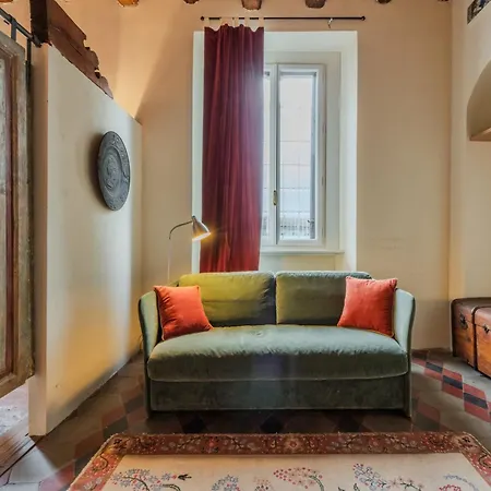 Porta Garibaldi Antique Charm Apartment